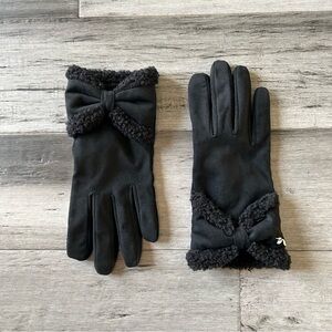Koolaburra by Ugg Faux Fur Lined Bow Design Microsuede Touchscreen Gloves